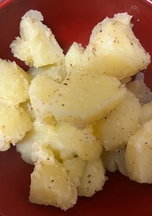 ガーリックバターの粉吹き芋-レシピのメイン写真