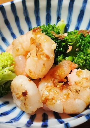 かつおバーニャdeガーリックシュリンプ風-レシピのメイン写真