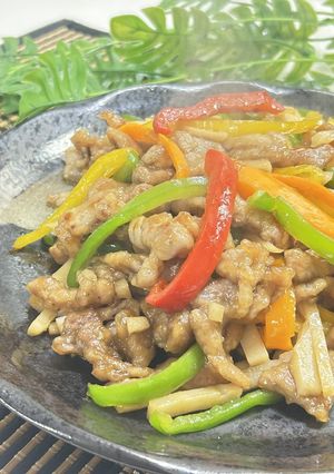 お家で簡単中華👨‍🍳彩りチンジャオロース-レシピのメイン写真
