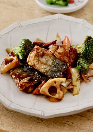 定食屋さんみたいな鯖と野菜の黒酢あん♪-レシピのメイン写真