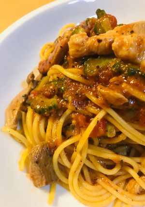 豚肉＆ゴーヤーのガーリックトマトパスタ-レシピのメイン写真