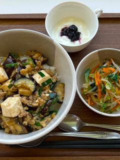マーボーなす丼【学校給食】-レシピのメイン写真