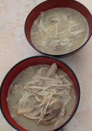 簡単★昼食！きのこのコンソメミルクスープ-レシピのメイン写真