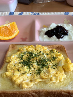 朝食余った卵マヨネーズトースト😊-レシピのメイン写真