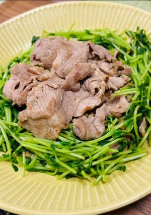 メインに♪豚こま肉と豆苗の旨だし炒め-レシピのメイン写真