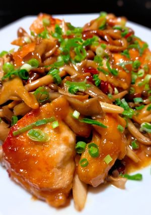 鶏むね肉とキノコの旨辛炒め-レシピのメイン写真