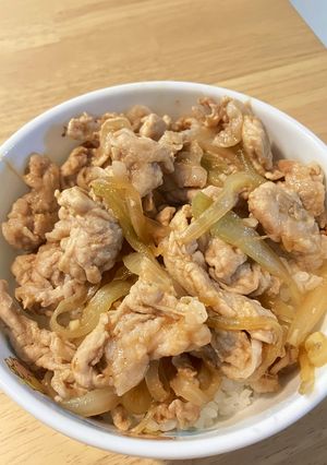 スタミナ源たれで簡単！豚丼🐷-レシピのメイン写真
