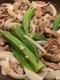 豚肉とオクラ炒め(柑橘アレンジ)-レシピのメイン写真