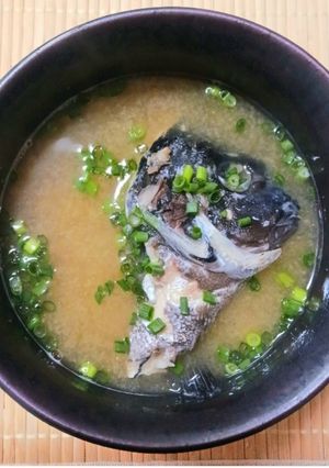 身も心も温まるメジナとイサキの味噌汁-レシピのメイン写真