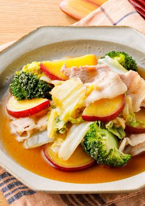 電子レンジで簡単！冬野菜と豚肉の醤油蒸し-レシピのメイン写真