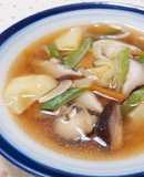 じゃがいもと椎茸のにんにく味噌スープ