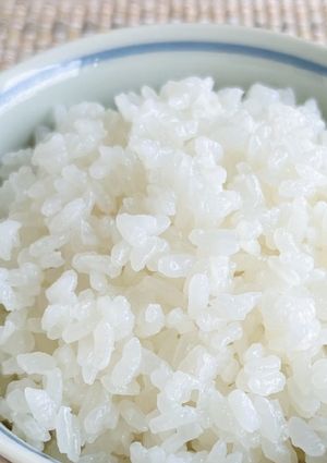 レンジで炊くご飯【袋で炊飯🎵半合炊き】-レシピのメイン写真