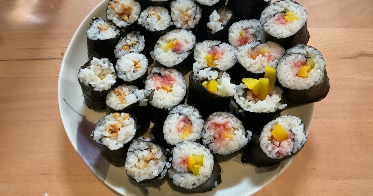基本からアレンジまで！思わずつくりたくなる「とろたく巻き」のレシピ