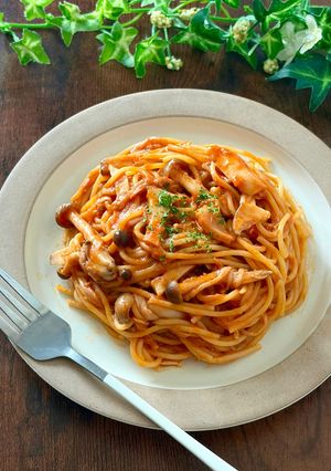 冷凍活用♩包丁いらずのツナときのこのトマトパスタ-レシピのメイン写真