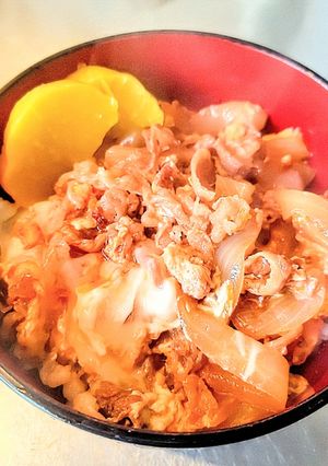 レトルト 活用術 松屋の牛丼で他人丼-レシピのメイン写真