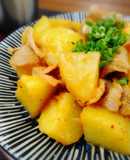 ＊じゃがいもと豚肉のピリ辛味噌󠄀炒め＊
