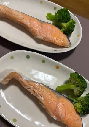 鮭は焼かずに茹でる！-レシピのメイン写真