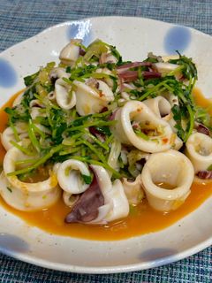 イカと豆苗の中華炒め♪-レシピのメイン写真