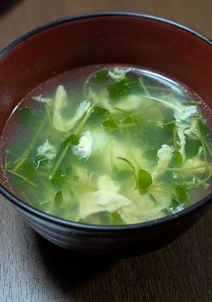 豆苗と卵のスープ-レシピのメイン写真
