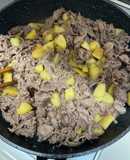 子供大好き！さつまいもと牛肉の甘辛炒め
