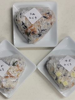 リメイク!ひじき煮の3種おにぎり!-レシピのメイン写真