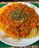 スパゲティ・かた焼きそば風ボロネーゼ