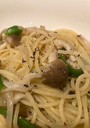 しめじとピーマンのアンチョビパスタ-レシピのメイン写真