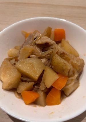 リピート不可避！黄金比率で作る肉じゃが-レシピのメイン写真