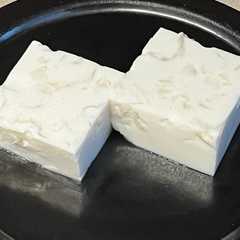 รูปของ ココナッツ香る白きくらげ入り牛乳寒天