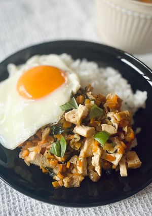 油揚げ×厚揚げW使い！肉なし大満足ガパオ-レシピのメイン写真