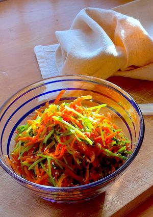 *作り置き*人参と豆苗胡麻醤油ナムル*-レシピのメイン写真