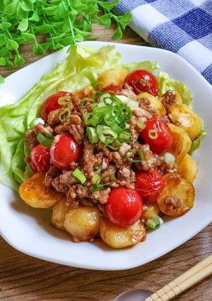 甘辛うま~トマ肉じゃが炒め-レシピのメイン写真