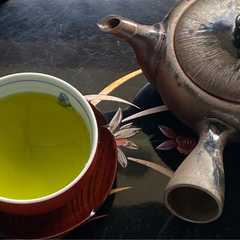 รูปของ 粉茶で温かいお茶と冷茶