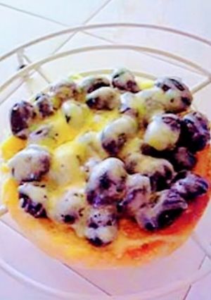 ☆黒豆チーズトースト♪-レシピのメイン写真