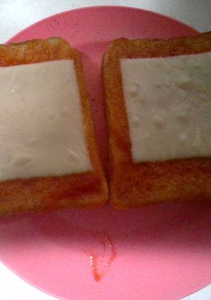 チーズがとろーりピザパン-レシピのメイン写真