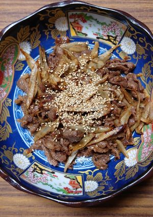 ヨウサマの減塩牛肉細切れとごぼう炒め-レシピのメイン写真