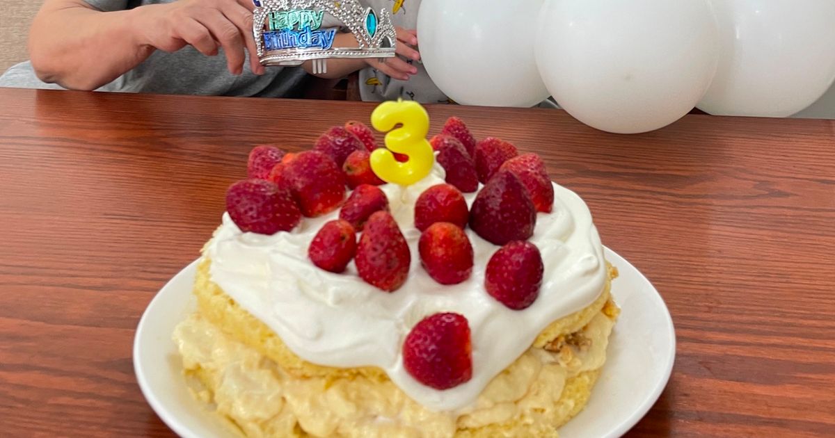 Japanese Traditional Birthday Cake:ショートケーキ by Concouver - a