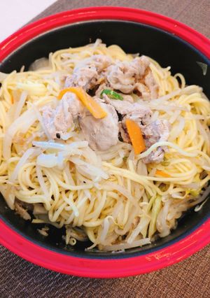 レンジで簡単！豚肉の黒酢焼きそば-レシピのメイン写真