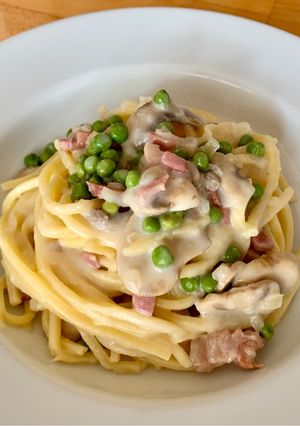キノコとグリンピースのクリームパスタ-レシピのメイン写真