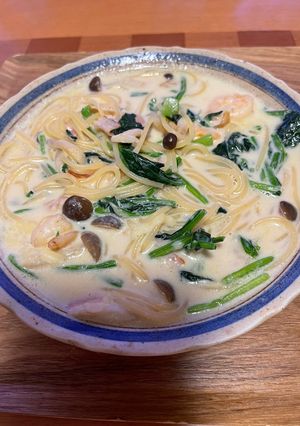 しめじとベーコンのクリームスパゲッテイ-レシピのメイン写真