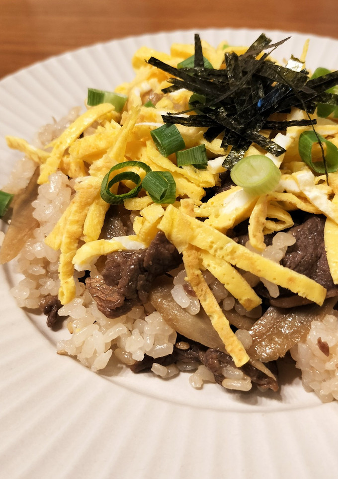 牛肉のちらし寿司 QC-レシピのメイン写真
