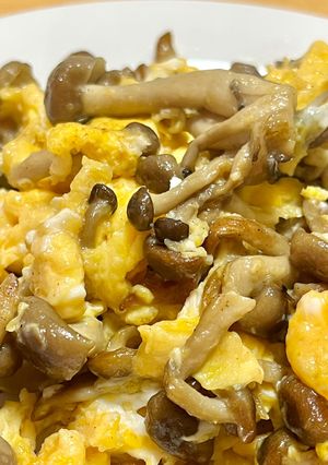 卵としめじのコク旨バター炒め-レシピのメイン写真