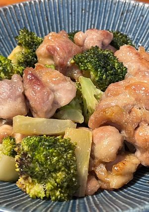 簡単♡鶏もも肉とブロッコリー味噌マヨ炒め-レシピのメイン写真