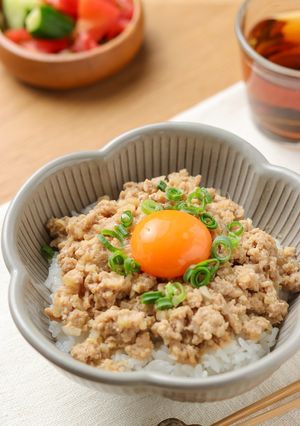 ひき肉そぼろのレンチンどんぶり-レシピのメイン写真