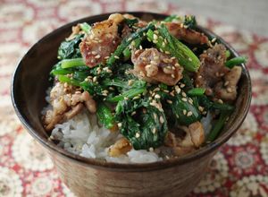 ほうれん草＆豚コマ丼（ビビンバ風）-レシピのメイン写真