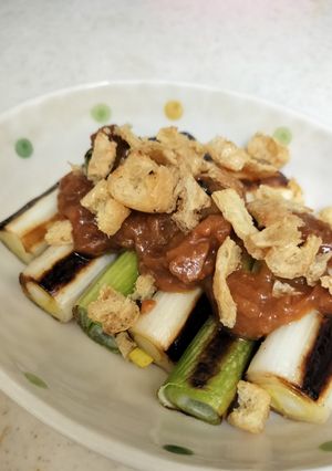 家族が絶賛！焼きねぎの肉味噌ソース-レシピのメイン写真