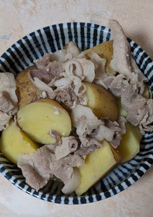 簡単★豚じゃが大蒜醤油煮と雑炊-レシピのメイン写真