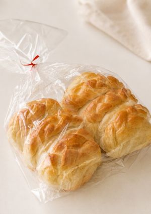 ハムとチーズのお惣菜パン-レシピのメイン写真