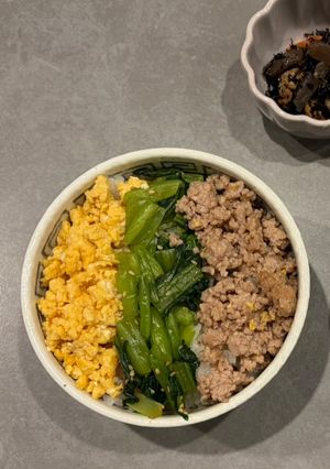 簡単３色丼-レシピのメイン写真