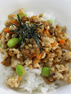 激うま節約レシピ!具沢山納豆そぼろ丼-レシピのメイン写真